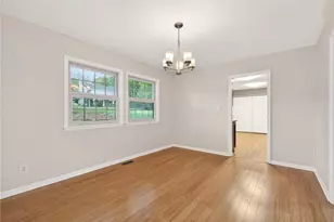 5590 Folkestone Dr, Washington Twp, OH 45459 - Photo 12