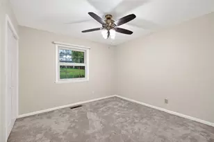 5590 Folkestone Dr, Washington Twp, OH 45459 - Photo 32
