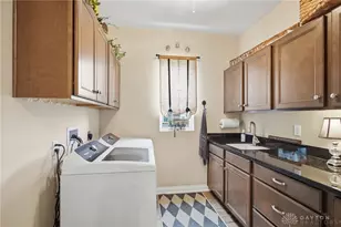 3839 Pepperwell Cir, Sugarcreek Twp, OH 45440 - Photo 30