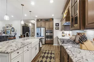 3839 Pepperwell Cir, Sugarcreek Twp, OH 45440 - Photo 10