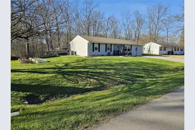 10355 Elizabeth Street, Hamilton Township, OH 45122 - Photo 2