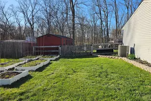 10355 Elizabeth St, Hamilton Township, OH 45122 - Photo 6