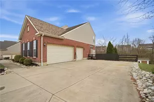5290 Poets Wy, Liberty Township, OH 45011 - Photo 2