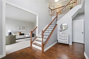 5290 Poets Wy, Liberty Township, OH 45011 - Photo 6