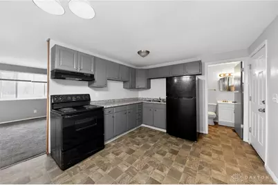 5230 Hoover Avenue, Dayton, OH 45417 - Photo 16