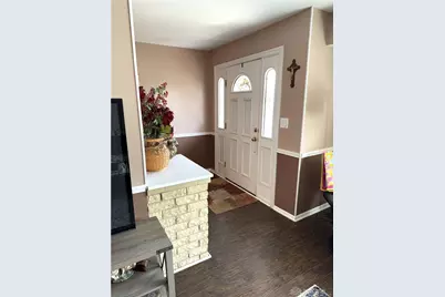 6208 Rosecrest Drive, Butler Twp, OH 45414 - Photo 8