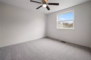 5330 Gander Rd, Huber Heights, OH 45424 - Photo 16