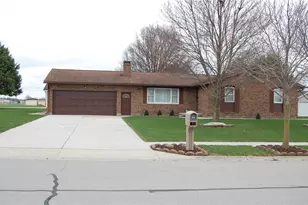 45 Short St, Versailles, OH 45380 - Photo 2