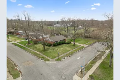 98 Gump Place, Trotwood, OH 45426 - Photo 4