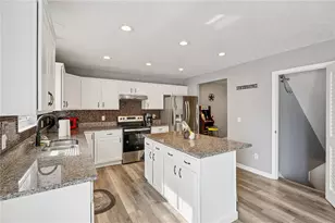 4012 Atha Ct, Riverside, OH 45424 - Photo 10