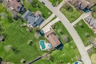 8800 Withersfield Ct, Springboro, OH 45066 - Photo 12