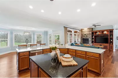 555 Heatherwoode Circle, Springboro, OH 45066 - Photo 14