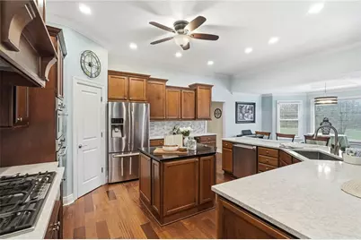 555 Heatherwoode Circle, Springboro, OH 45066 - Photo 12