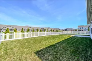 8196 Cherry Birch Dr, Tipp City, OH 45371 - Photo 30