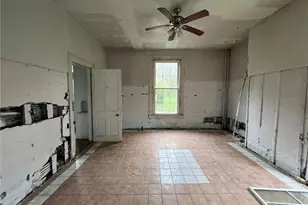 930 Eatondale Dr, Cincinnati, OH 45204 - Photo 6