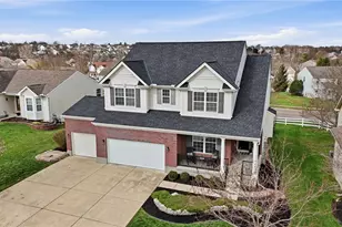 1155 Lake Field Dr, Lebanon, OH 45036 - Photo 2