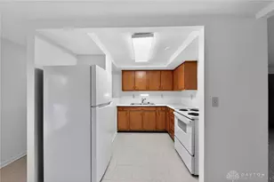 6348 Longford Rd, Huber Heights, OH 45424 - Photo 12