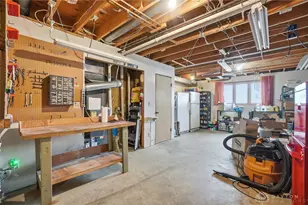 1565 Kingsway Dr, Beavercreek Twp, OH 45385 - Photo 40