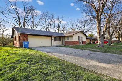 4443 Nowak Avenue, Huber Heights, OH 45424 - Photo 4