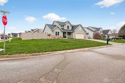 800 Antler Court, Piqua, OH 45356 - Photo 2