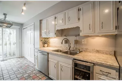 17 Nicholson Court, Centerville, OH 45459 - Photo 10