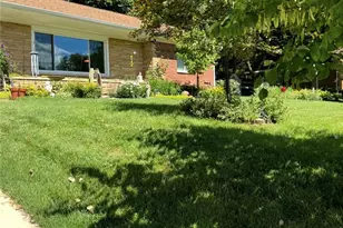 2933 Lindale Ave, Dayton, OH 45414 - Photo 2