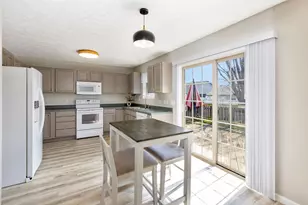 9228 Sawgrass Dr, Miamisburg, OH 45342 - Photo 10