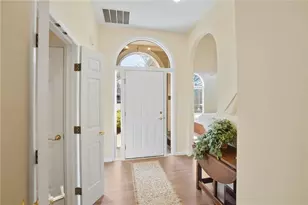 582 Yankee Trace Dr, Centerville, OH 45458 - Photo 4