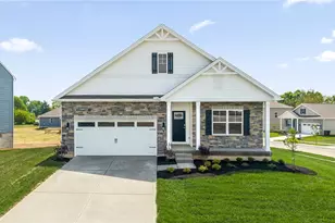 461 Hollywood Blvd, Xenia, OH 45385 - Photo 2