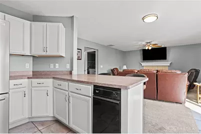 413 Deerwood Drive, Piqua, OH 45356 - Photo 30