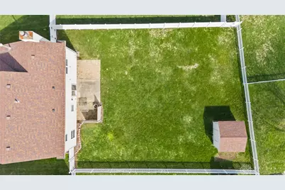 413 Deerwood Drive, Piqua, OH 45356 - Photo 8