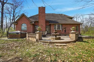 472 Timber Walk Ct, Clearcreek Twp, OH 45066 - Photo 2