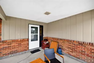 8734 Shadycreek Dr, Centerville, OH 45458 - Photo 4