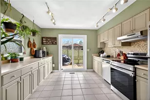 8734 Shadycreek Dr, Centerville, OH 45458 - Photo 16