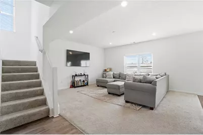 105 Clemmons Court, Union, OH 45322 - Photo 6