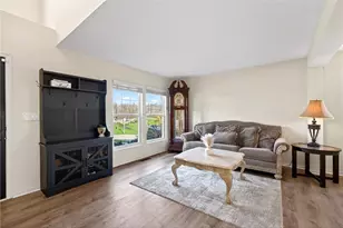 1166 Arbor Springs Dr, Hamilton, OH 45013 - Photo 10