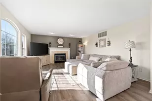 1166 Arbor Springs Dr, Hamilton, OH 45013 - Photo 22