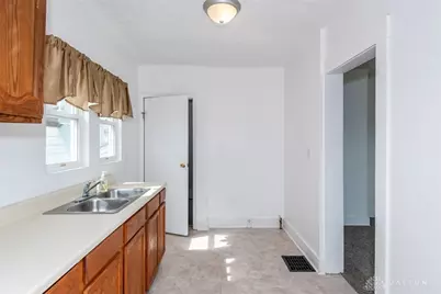 28 N Trenton Street, Dayton, OH 45417 - Photo 12