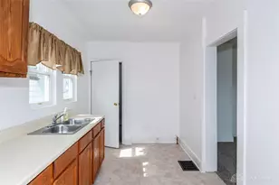28 N Trenton St, Dayton, OH 45417 - Photo 12
