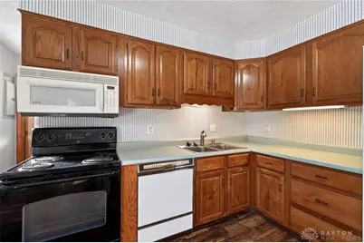 634 Martin Drive, Xenia, OH 45385 - Photo 18