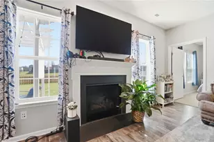 1215 Driftwood Dr, Fairborn, OH 45324 - Photo 14