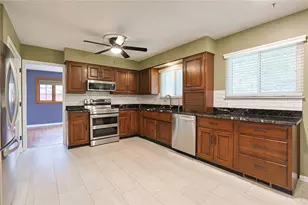 1027 Joffre Pl, Beavercreek, OH 45430 - Photo 2