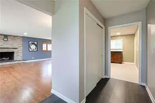 1027 Joffre Pl, Beavercreek, OH 45430 - Photo 8