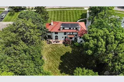 25 W Thruston Boulevard, Oakwood, OH 45419 - Photo 8