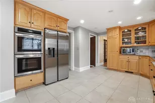 25 W Thruston Blvd, Oakwood, OH 45419 - Photo 46