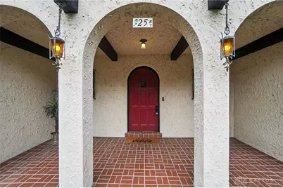 25 W Thruston Boulevard, Oakwood, OH 45419 - Photo 14