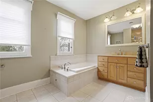 25 W Thruston Blvd, Oakwood, OH 45419 - Photo 80