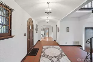 25 W Thruston Blvd, Oakwood, OH 45419 - Photo 34