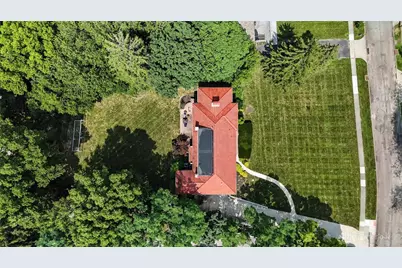 25 W Thruston Boulevard, Oakwood, OH 45419 - Photo 10