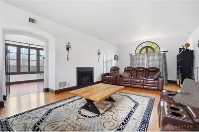 25 W Thruston Boulevard, Oakwood, OH 45419 - Photo 22